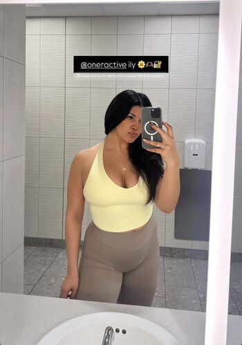 Full leaked Hispanic  page private photo