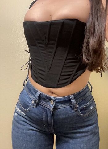 Full leaked Hispanic private photo