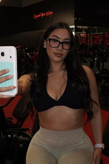 Full leaked Hispanic page private photo