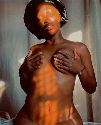 Full leaked Hlangene gumede private photo