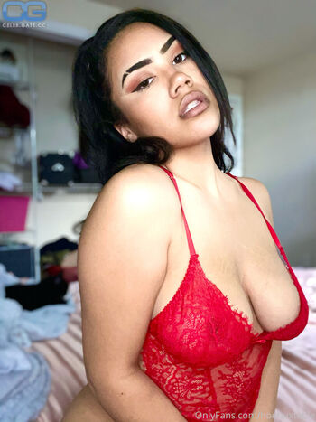 Full leaked Hoehuxtable private photo