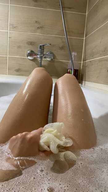 Full leaked Hollwould private photo