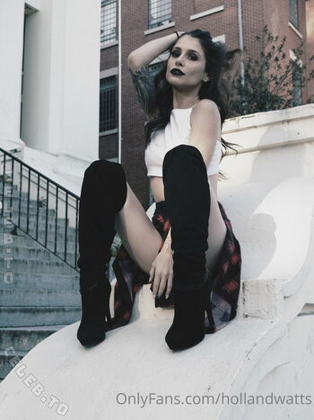 Full leaked Holland watts page private photo