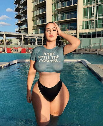 Full leaked Holly luyah private photo