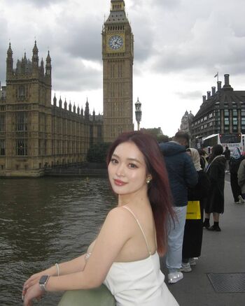 Full leaked Holly shu page private photo