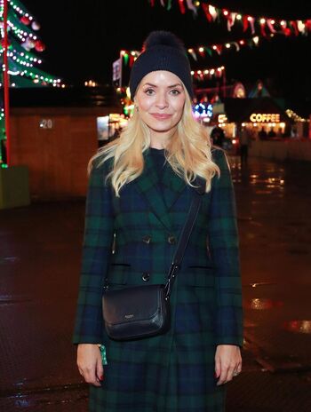 Full leaked Holly willoughby page private photo