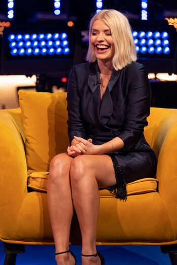 Full leaked Holly willoughby page private photo