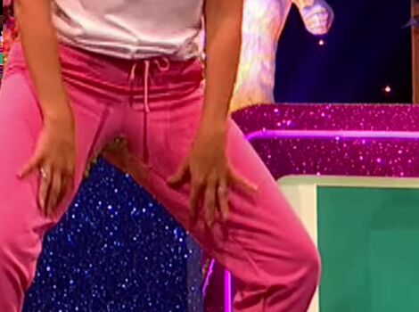 Full leaked Holly willoughby private photo