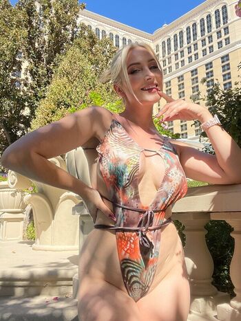 Holly Wolf