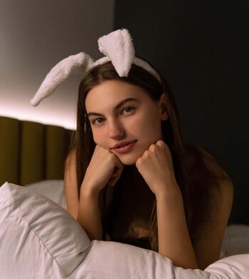 Full leaked Hollybunny private photo