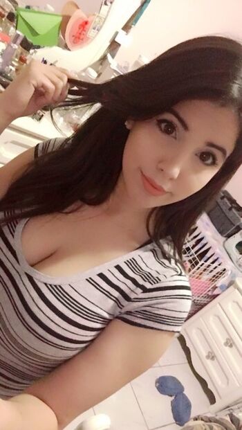 Full leaked Honeydewfawn private photo