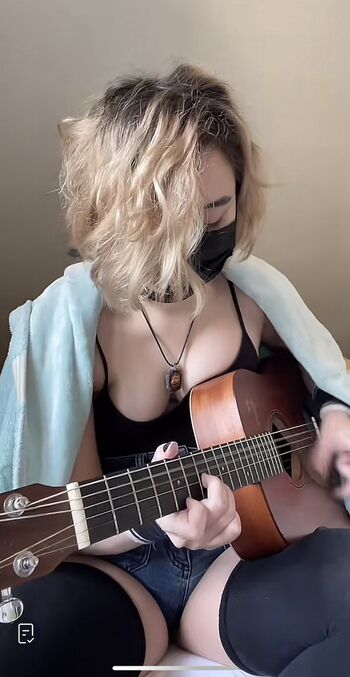 Full leaked Honeydewmelancholy private photo