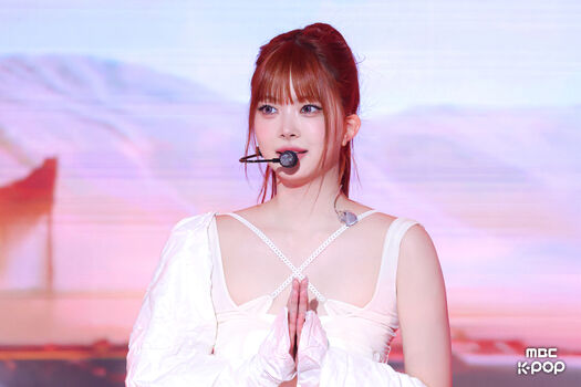 Full leaked Hong eunchae  page private photo
