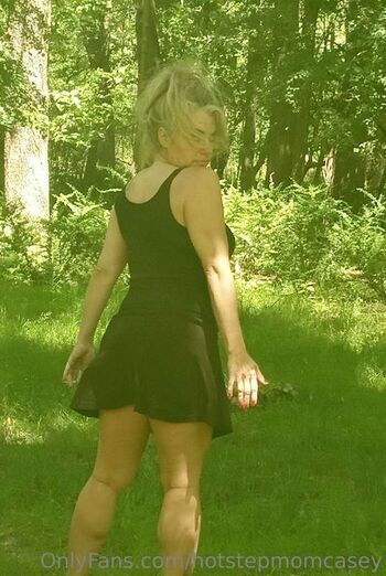 Full leaked Hotstepmomcasey private photo