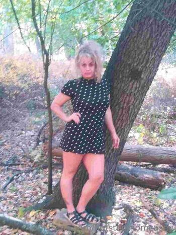 Full leaked Hotstepmomcasey private photo