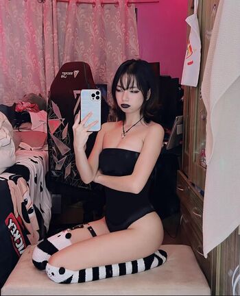 Full leaked Hsimingg private photo