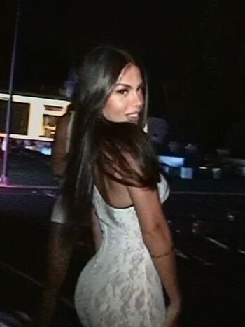 Full leaked Huda mustafa private photo