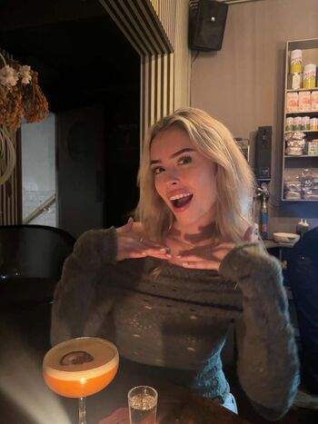 Full leaked Huhnelly private photo