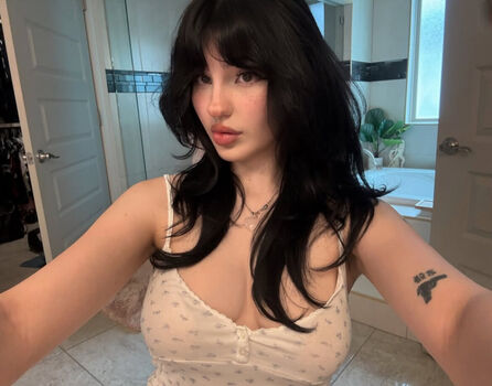 Full leaked Hundomewtwo private photo
