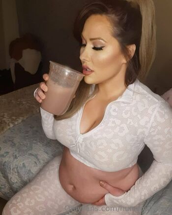 Full leaked Hungrylilkitty private photo