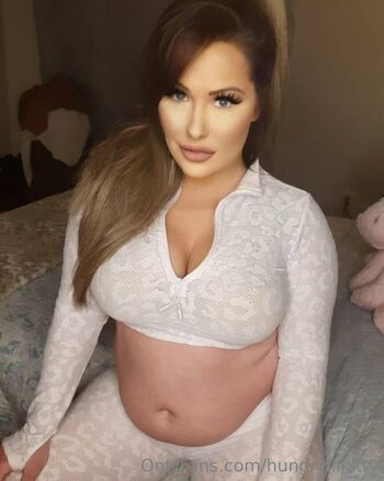 Full leaked Hungrylilkitty private photo