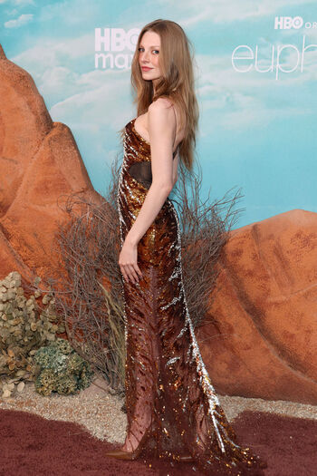 Full leaked Hunter schafer private photo