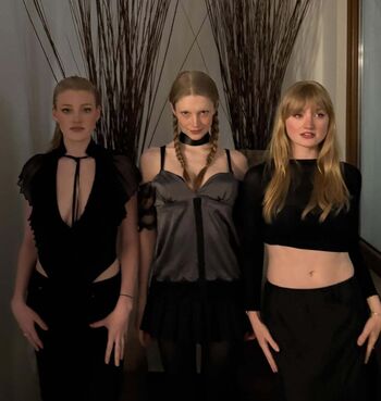 Full leaked Hunter schafer private photo