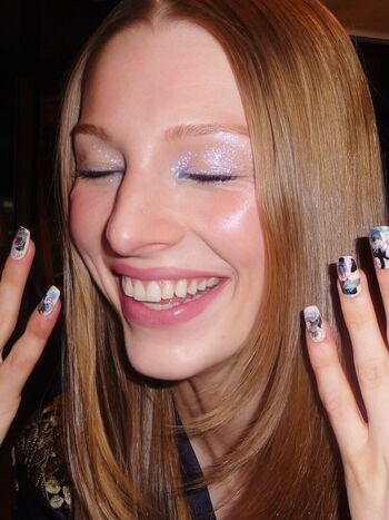 Full leaked Hunter schafer page private photo