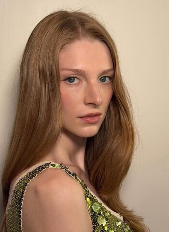 Full leaked Hunter schafer private photo