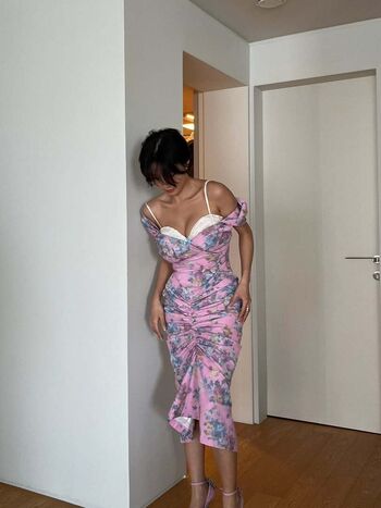 Full leaked Hwasa private photo