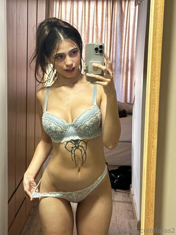 Full leaked Iaaras page private photo