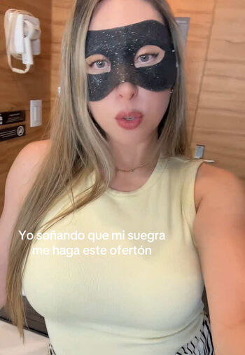 Full leaked Iakilolasw private photo
