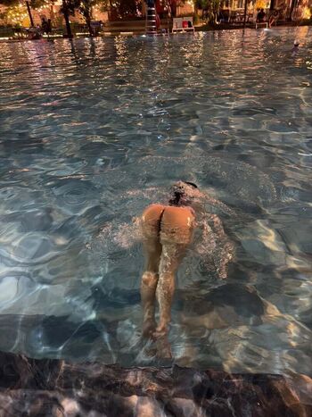 Full leaked Iam txienn private photo