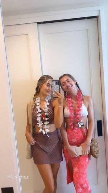 Full leaked Iambaylee private photo