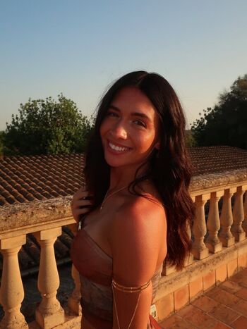 Full leaked Iambaylee private photo