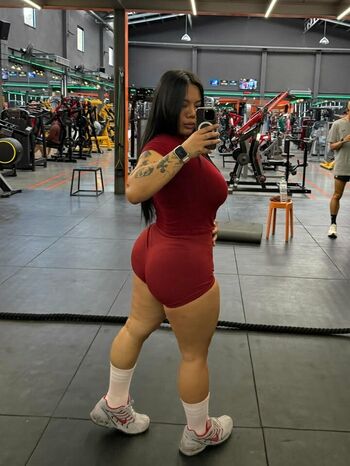 Full leaked Iamchihuchakbo page private photo