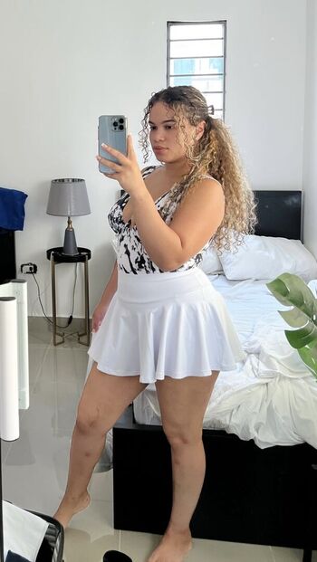 Full leaked Iamjanibell private photo