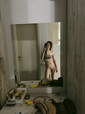 Full leaked Ice sparrow private photo
