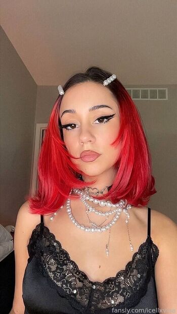 Full leaked Icellxviaa private photo