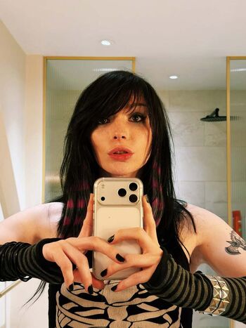 Full leaked Ickypeach private photo