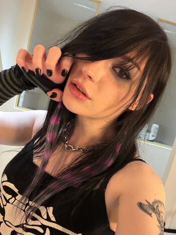 Full leaked Ickypeach private photo