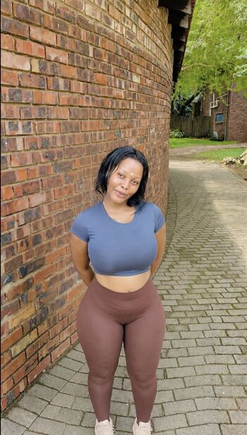 Full leaked Iconic black barbie private photo