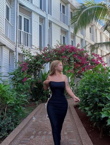 Full leaked Idanielavilla page private photo