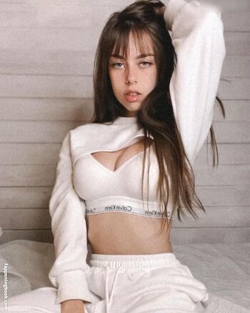 Full leaked Ijennz private photo
