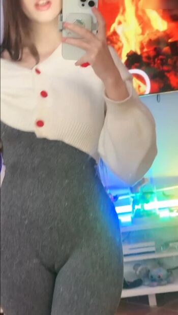 Full leaked Ijennz private photo