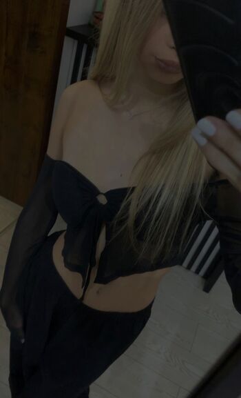 Full leaked Iklex page private photo