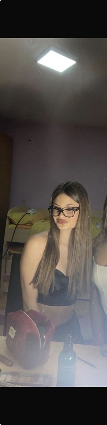 Full leaked Iklex page private photo