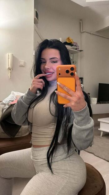 Full leaked Ilayda erkan private photo