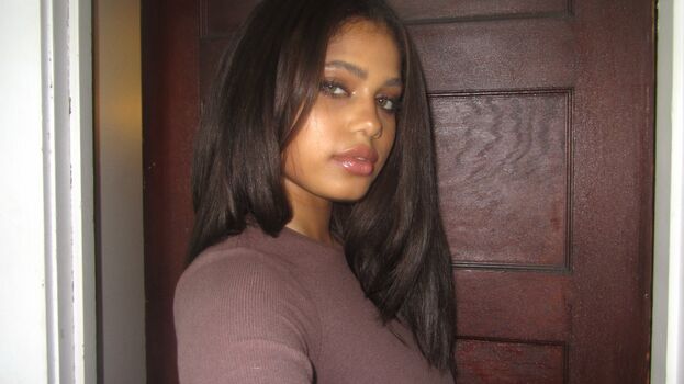Full leaked Ileana private photo