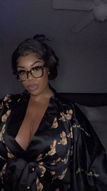 Full leaked Ilooklikebaae private photo